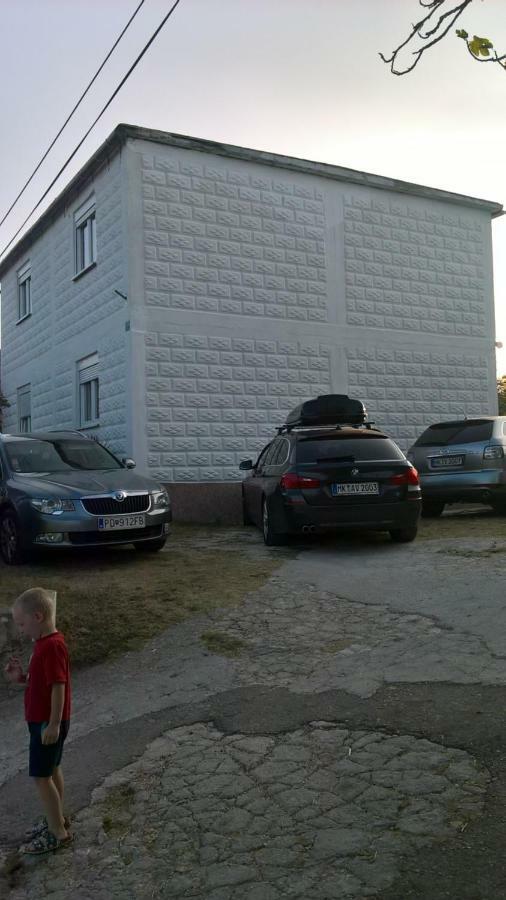 Apartman Pave & Ilija Jr Lopar Eksteriør billede